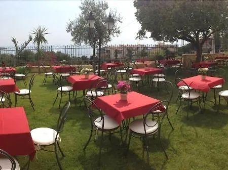 Otel Cerelis 3*