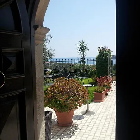 Otel Cerelis